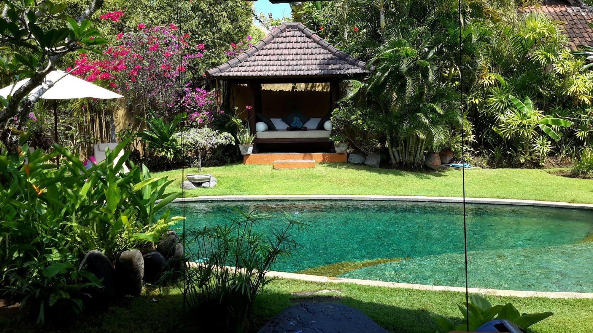 Villa Plawa Asri Seminyak  Bagian luar foto