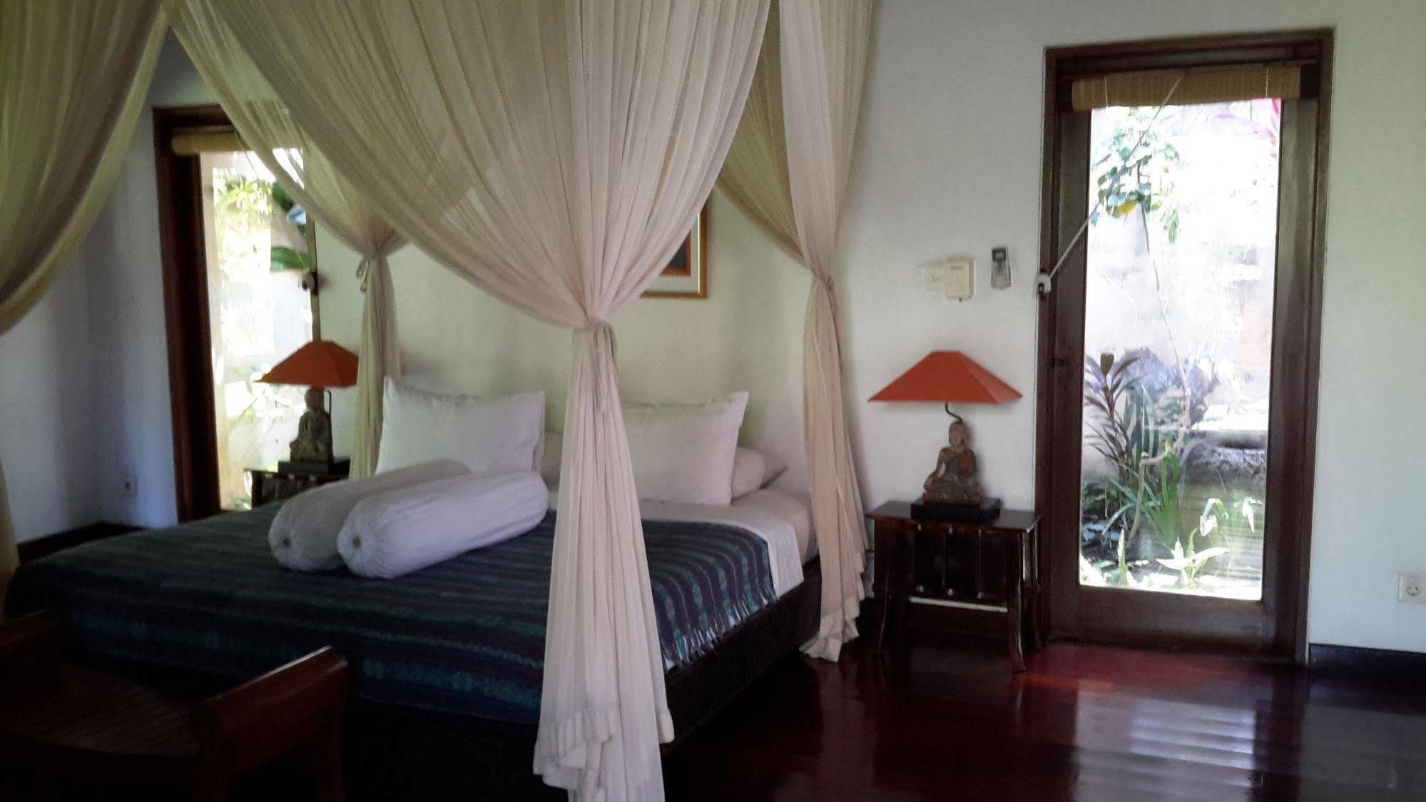 Villa Plawa Asri Seminyak  Bagian luar foto